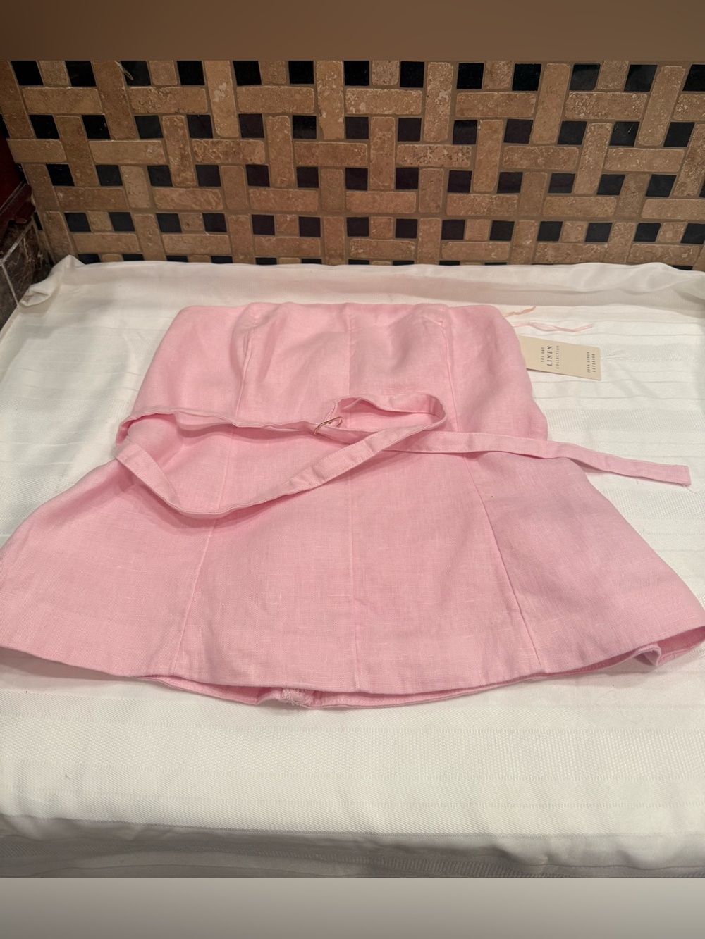 Abercrombie & Fitch Pink Strapless A-Line Linen top